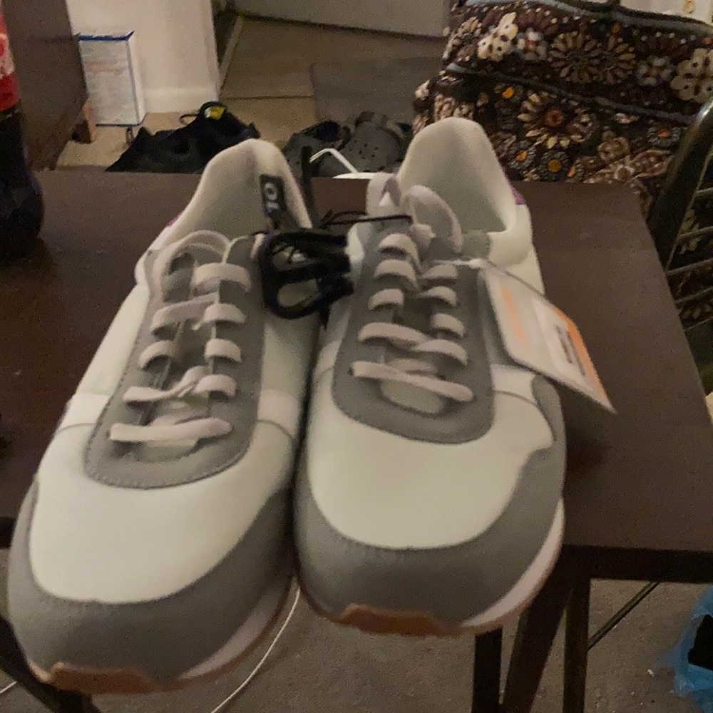 Avia women’s 10